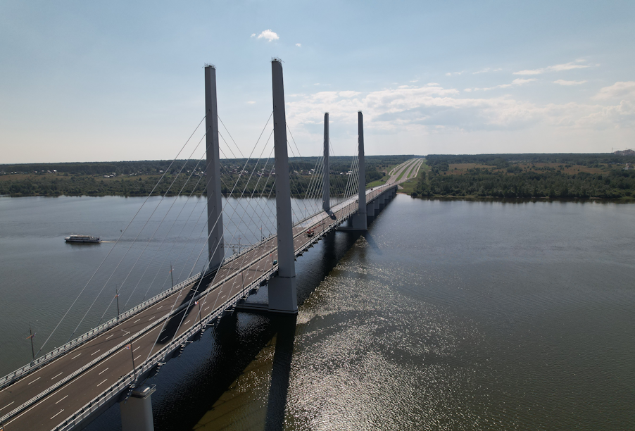 В Череповце открыли Архангельский мост через реку Шексну